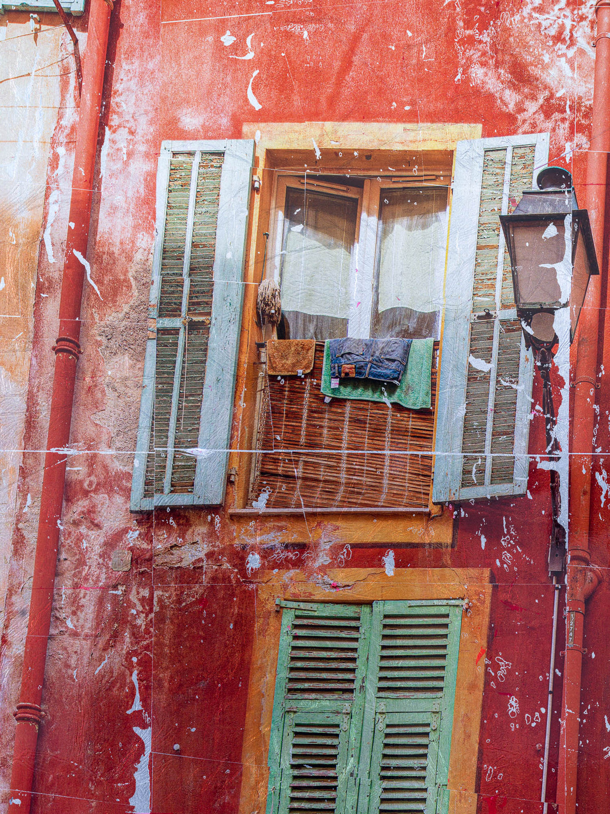 "Art and Laundry"